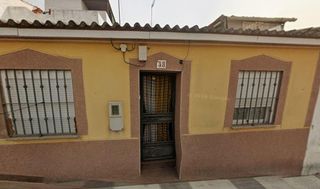 Appartement  Calle miguel delibes 38. Se vende apartamento situado en calle miguel delibes 38, mérida