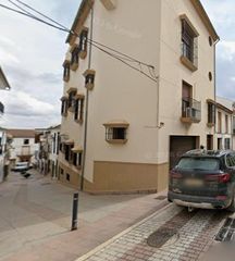 Flat in Alameda. Se vende piso okupado en calle enmedio 18 de alameda, málaga.