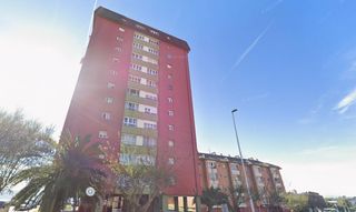 Appartement à Alisal - San Román. Se vende piso okupado en avenida cardenal herrera oria 61 de san