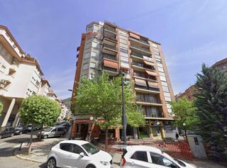 Pis a Centenari 35. Se vende piso okupado en pz centenari 35 alcoyalcoi alicante