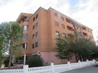 Piccolo appartamento  Ex vpo piso c/ music morera, 6 - 3º d (sant mateu. Inmueble okupado en venta en c music morera 6 de sant mateu