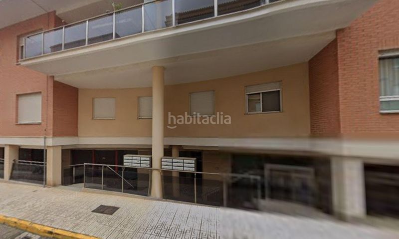 Foto c06c51a5-06c0-4085-93c2-24d0ace1fd1d. Local comercial a avenida real blanc 44 a Cocentaina