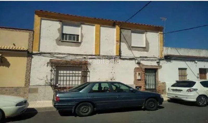 Foto 6806eb3a-ceb3-40d1-94d9-40043eeedaef. Casa adosada en calle emilio castelar 10 se vende casa adosada okupada en calle emilio castelar 10 la rinconada, sevilla. en San Jose de la Rinconada
