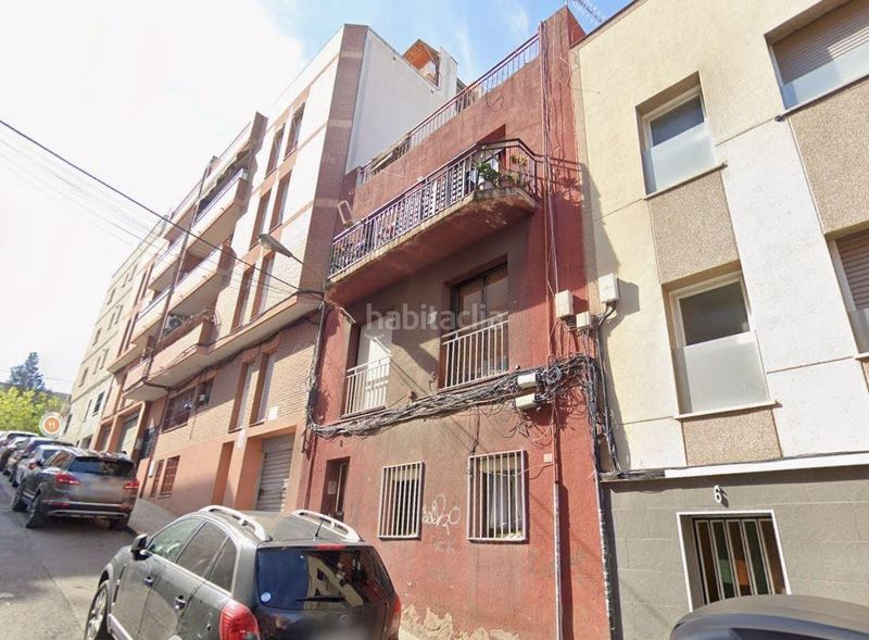 Foto 46ffebcd-b5e0-45e6-a4c8-a85a4a1a5975. Pis a carrer vic 8 a Lloreda Badalona