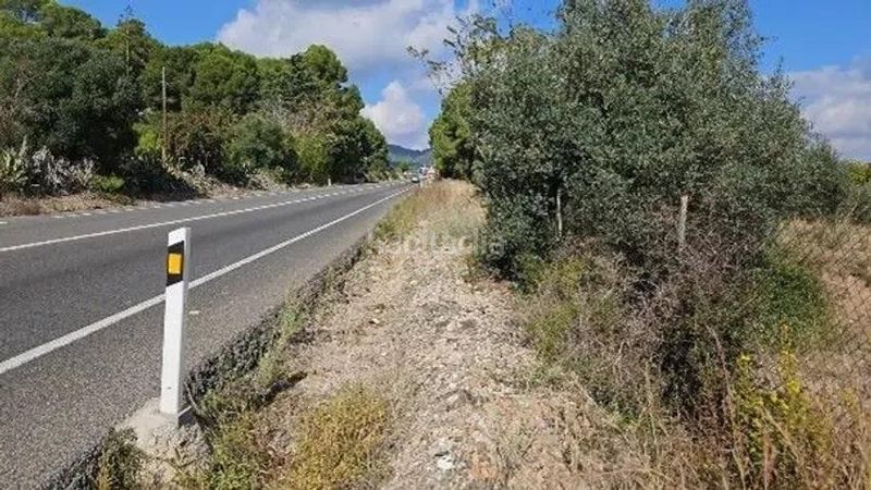 Foto 5a205c20-7e65-4173-8f80-249f948e8c2b. Masia a avenida del polígon 29 a Valls