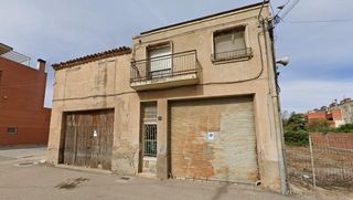 Casa  Hortes 11. Se vende casa okupada en c hortes de les nº 11 artesa de lleida