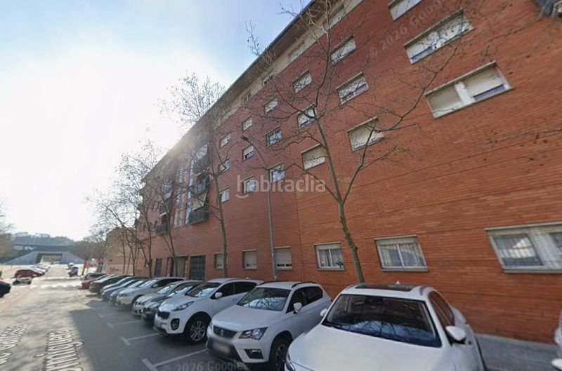 Foto 72f5a0de-b889-423a-8ebc-3e3499d780d7. Pis amb piscina a Roc Blanc Terrassa