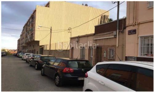 Foto a6fa5403-f5e6-4d02-8905-4f07df4cc915. Casa adossada a Can Boada Terrassa
