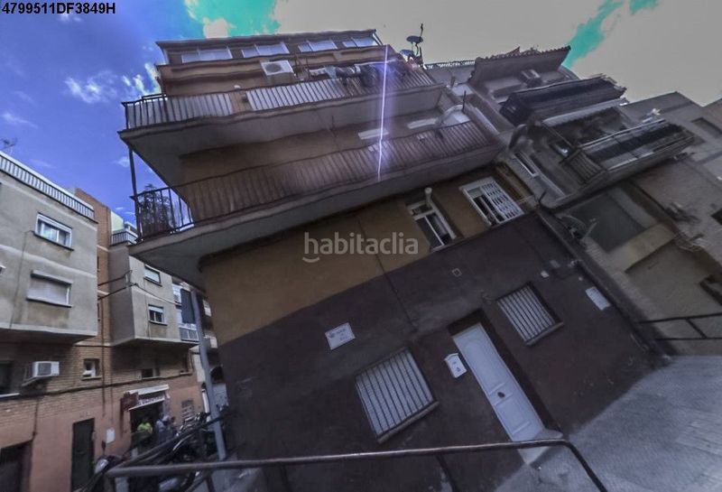 Foto c6f71532-280e-45a0-b22a-835694704b5f. Pis a genova 2 a Puigfred Badalona