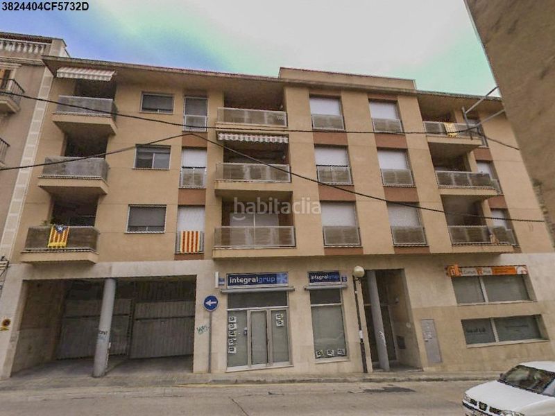 Foto c8d69f0c-5dbc-4951-b821-e88e37f774a8. Local comercial a carrer del bisbe palau 21 a Valls