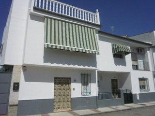 Casa adossada  Maestro andres ramirez 2. Se vende casa adosada okupada en calle calle maestro andres rami