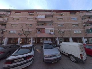 Appartement  Calle joan carles 27    b. Se vende piso okupado en calle calle joan carles 27 b 27b lleida