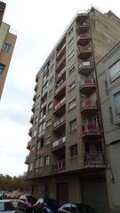 Pis  Ebre de l' 64. Se vende piso okupado en paseo del ebre 64 tortosa, tarragona.