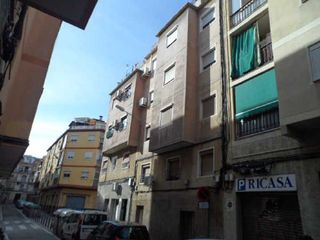Flat in Roviralta 5. Se vende piso okupado en roviralta 5 santa coloma de gramenet, b