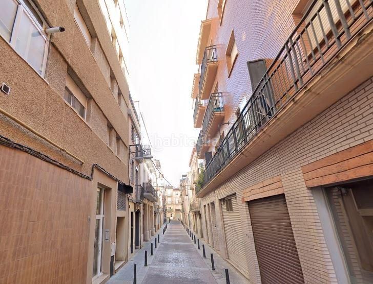 Foto 7dd43c81-c450-4f3f-afba-9f2e436522f6. Local comercial a calle calle sant francesc xavier 23 a Reus