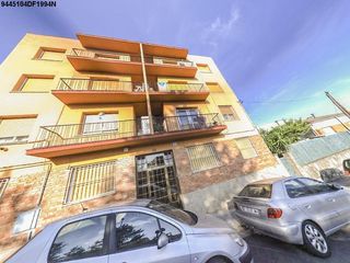 Appartement  Sant jordi 22. Se vende piso okupado en sant jordi 22 rubí, barcelona.
