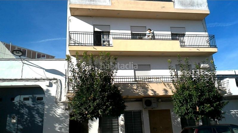 Foto 7a348943-46d0-496f-a98d-d7176f35e2b0. Apartamento en andalucia (de) 17 se vende piso okupado en andalucia 17 carpio el, córdoba. en Carpio (El)