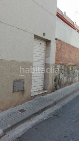 Foto 997e6c99-f984-445a-bcb6-97b3c4df3eab. Casa adossada a ciudad real 15-1 a La Serreta Rubí