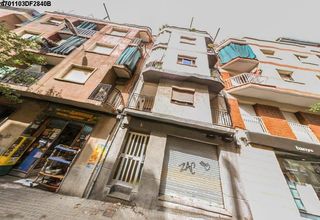 Pis a Sant pere 4. Se vende piso okupado en sant pere 4 hospitalet de llobregat l,