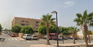 Flat  Calle ejido el 8 portal 7 escalera e planta 3 puer 8. Se vende piso okupado en calle calle ejido 8 balanegra almería