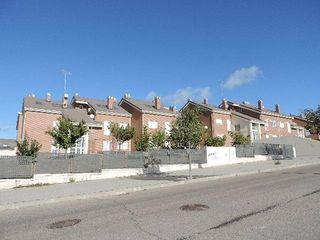 Flat  De los derechos humanos 9. Se vende piso alquilado en avenida de los derechos humanos 41 il