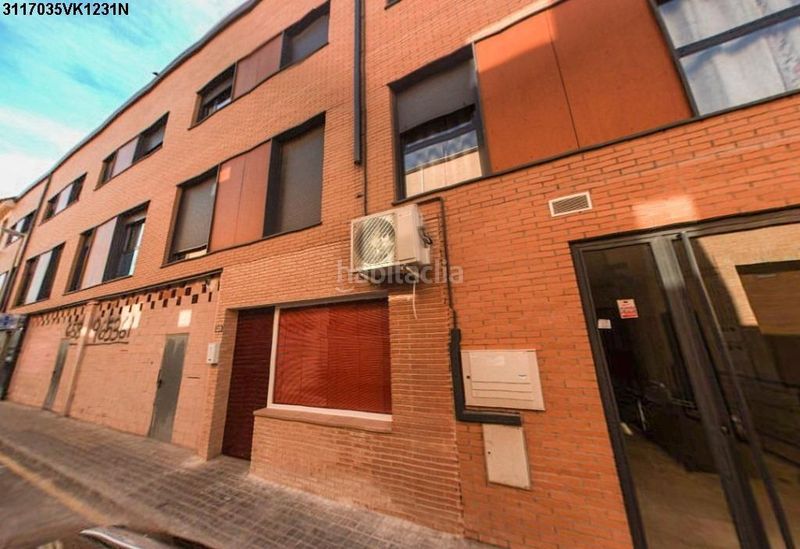 Foto ed6fbd09-b439-466f-bc13-07e891cea7fa. Appartamento in comercio 5 in Bargas