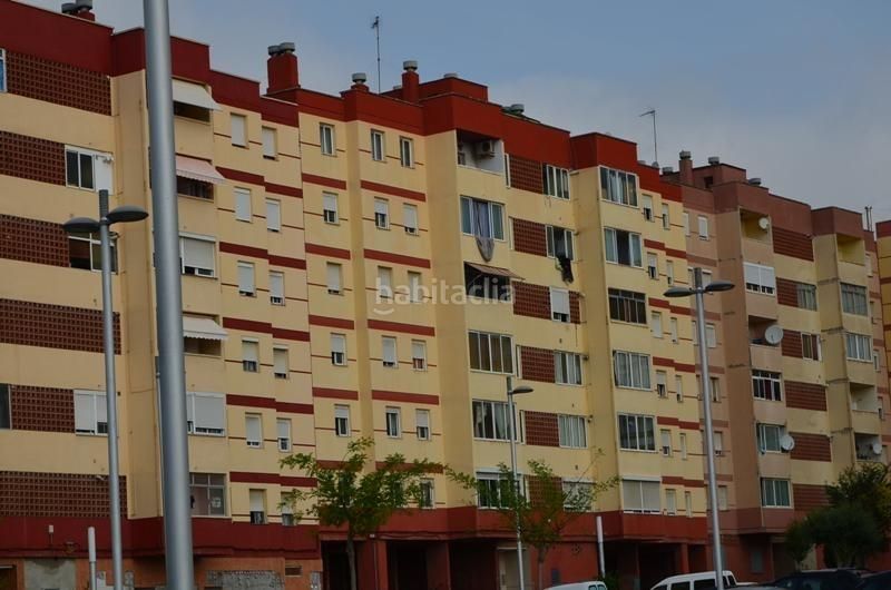Foto ba788280-f30d-488f-b5a1-af21d26fa37d. Pis a riu llobregat 18 a Campclar Tarragona
