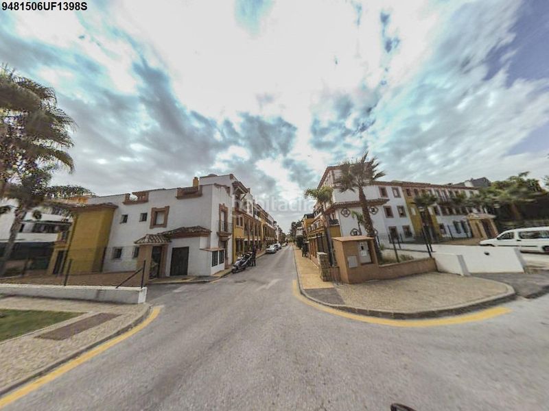Foto 35ff1bce-8aeb-4f5d-a2e7-f04daf2c39cc. Pis a veleta a Nueva Atalaya Estepona