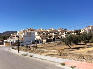 Casa  Noria la. Se vende casa alquilada en calle pitagoras 21 nerja, málaga.