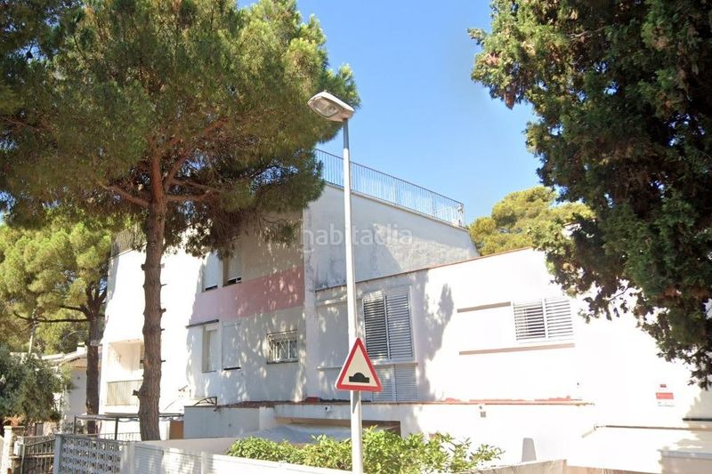 Foto 5887d0cb-2ce9-440e-925f-e20c2f42cb03. Dúplex a carrer punta del cavall 71 a pla de maset - cap de Salou Salou