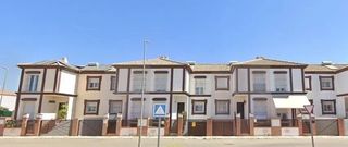 Casa  Cantillana 7. Se vende casa okupda en calle cl cantillana nº 7 alcalá del río