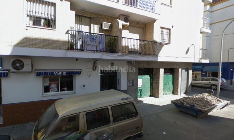 Foto 14e35149-81cf-4a96-be3a-2c8c3858914d. Piso se vende piso okupado en calle naranjas y limones nº 35 rinconada la sevilla en San Jose de la Rinconada