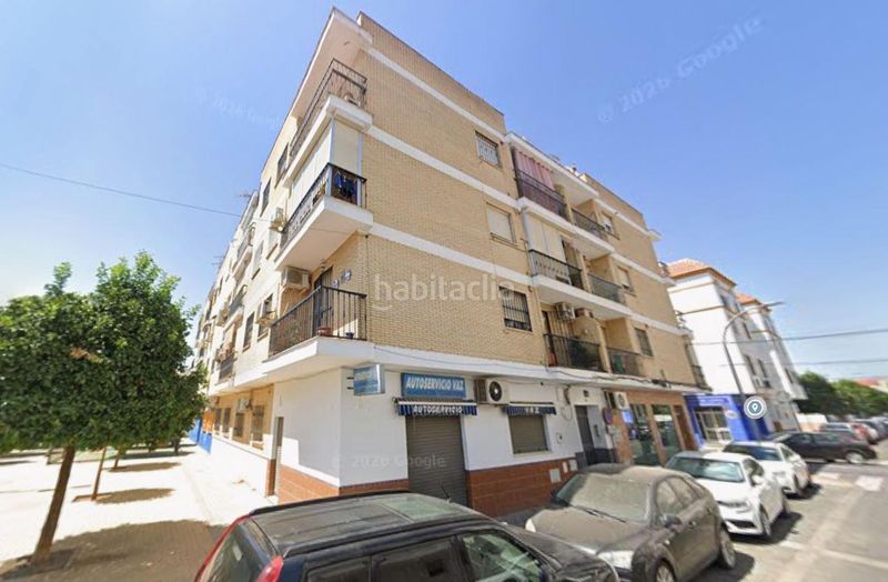 Foto ffc9cb80-0ae3-45e4-a834-6dc599a4ba23. Piso se vende piso okupado en calle naranjas y limones nº 35 rinconada la sevilla en San Jose de la Rinconada