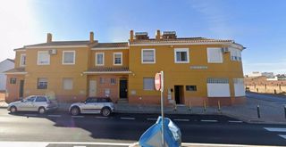 Casa adosada  Avenida triunfo 7. Se vende casa adosada okupada en avenida del triunfo nº 7 dos he