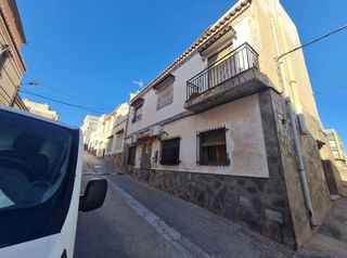 Haus in Calle remo 22. Se vende casa okupada en c remo 22 de adra
