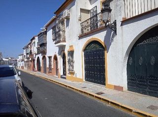 Casa adossada  Calle palos de la frontera. Se vende casa adosada okupada en calle palos de la frontera nº 1