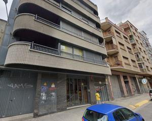 Aparcament cotxe  Castella. Venta de garaje okupado en lleida lleida