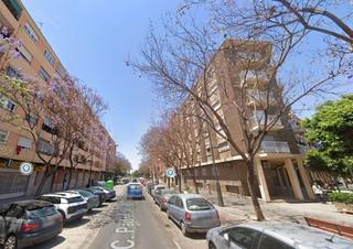 Piso en Roger de flor 1. Se vende piso okupado en quart de poblet valencia