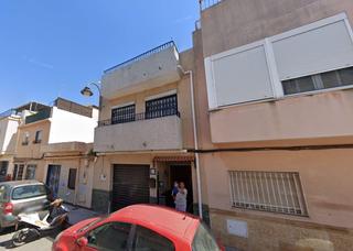 Piso en Pablo picasso 33. Se vende piso okupa en quart de poblet valencia