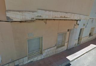 Maison à Sant pau 24. Se vende casa okupa en monóvar castellón.