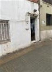 Casa adossada  Morella de. Se vende casa adosada okupa en sabadell barcelona.