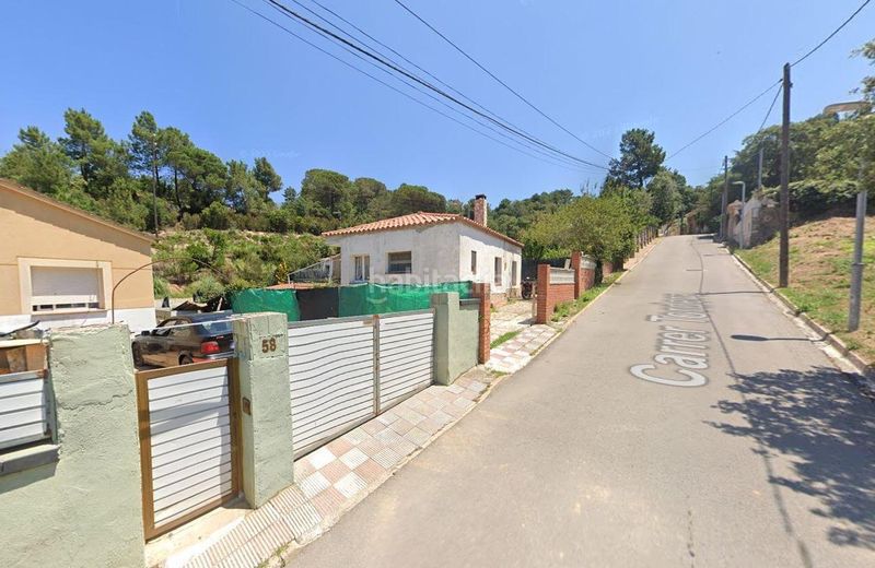 Foto 1ddaa187-fc76-421a-8644-ee11fce4282d. Casa en tordera 58 se vende bungalow okupado en tordera girona en Lloret de Mar