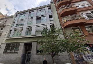 Duplex à Nou de la rambla 125. Se vende dúplex okupa en barcelona barcelona.