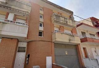Pis  Riu ter. Se vende piso okupa en gavà barcelona.