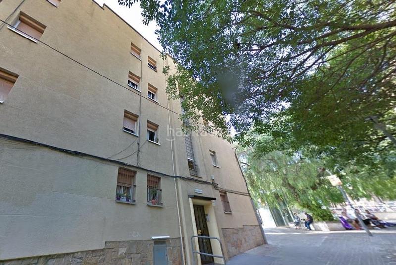 Foto 91fa461f-e817-4e37-81e8-5ac28fdb3e5a. Piso en plaza dels blocs de la florida 18 se vende piso okupado en plaza dels blocs de la florida 18 en l hospitalet de llobregat barcelona. en Hospitalet de Llobregat (L´)