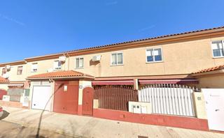Appartement à Gutemberg 27. Se vende piso okupa en calle gutemberg 27 de badajoz badajoz.