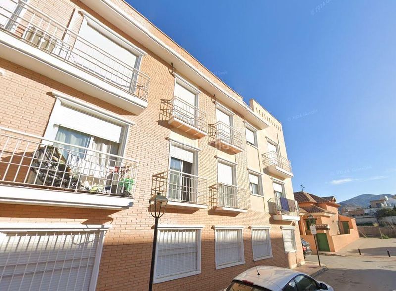 Foto ef7caa66-1b18-4dd8-9564-136a877b4b56. Casa adossada a azucena 36 a Turre