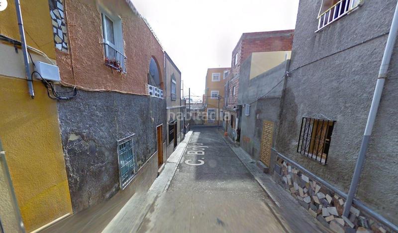 Foto 12520fa4-5b57-4425-b24f-fbebe7941d10. Casa se vende casa independiente okupa . en La Chanca - Pescadería Almería