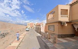 Appartement  Ines (bo). Se vende piso okupa en roquetas de mar almería.