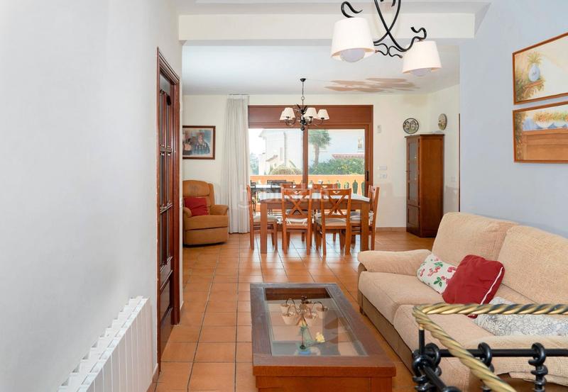 Foto b3e50bce-bbbc-4f44-8195-68d36a29ef07. Chalet en Mas Mel Calafell